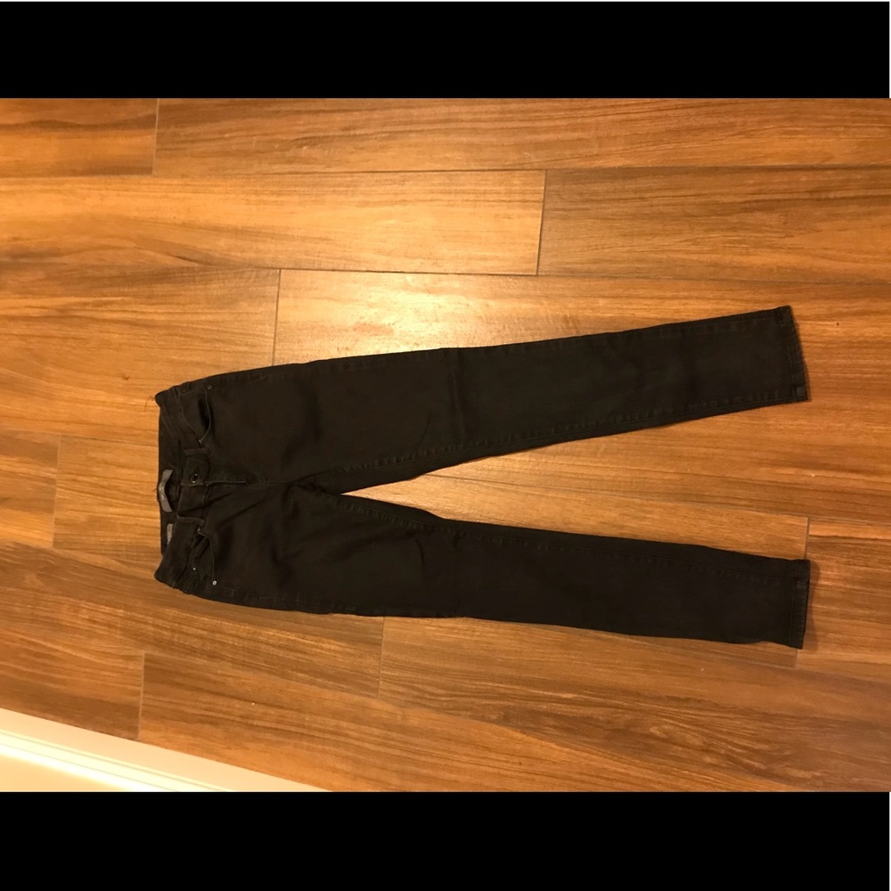 Limited black denim skinny sz 27